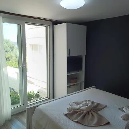 ホテル Tepe アラカティ
