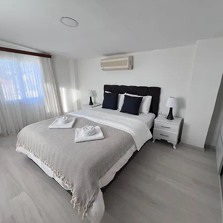 Tepe Hotel *
